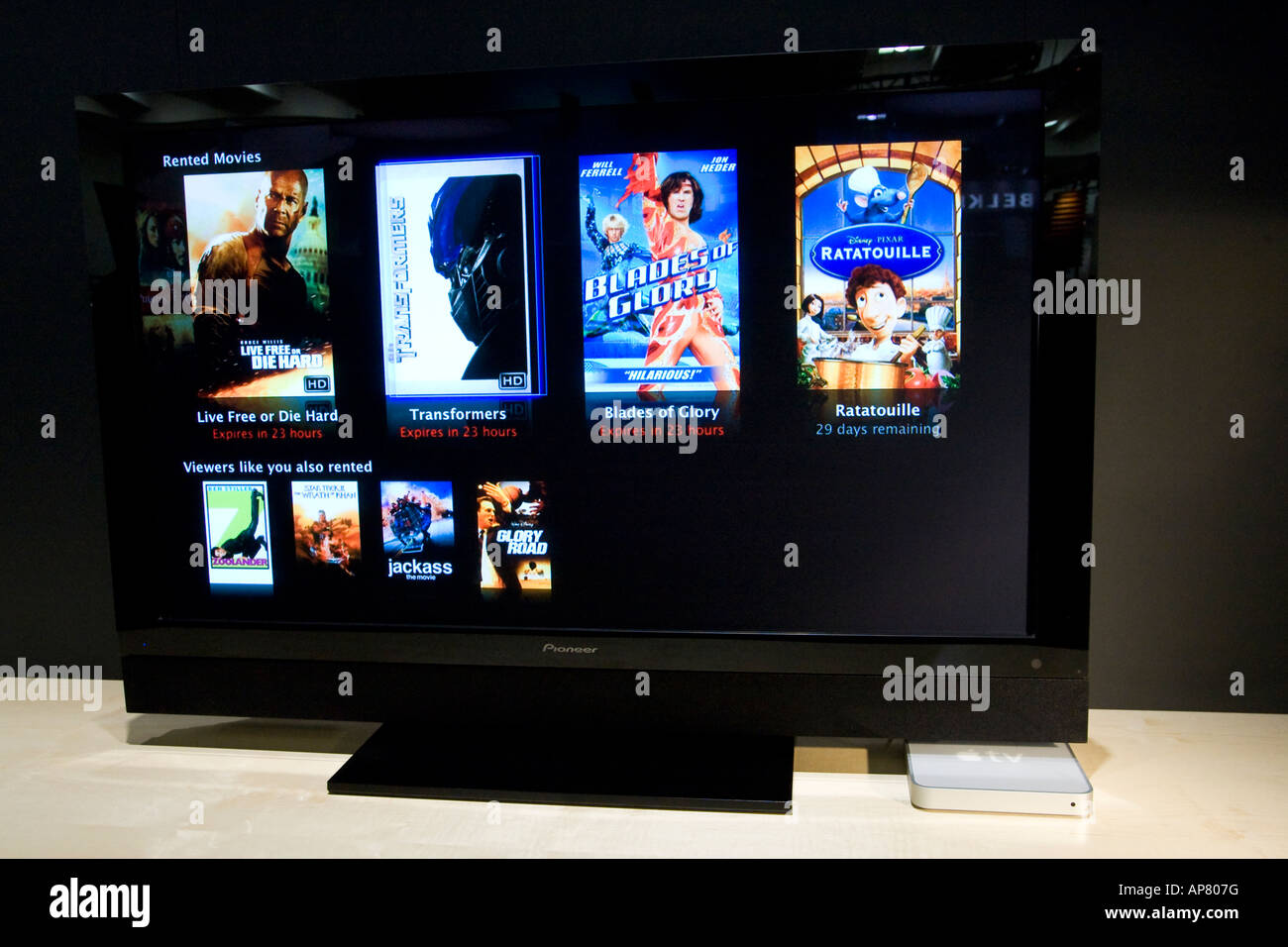 Online movie rentals hires stock photography and images Alamy