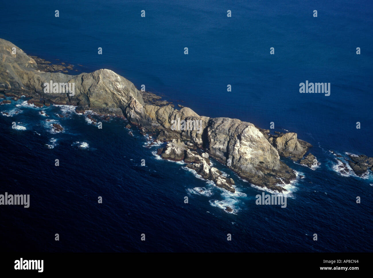 Central california coastal erosion hi-res stock photography and images ...