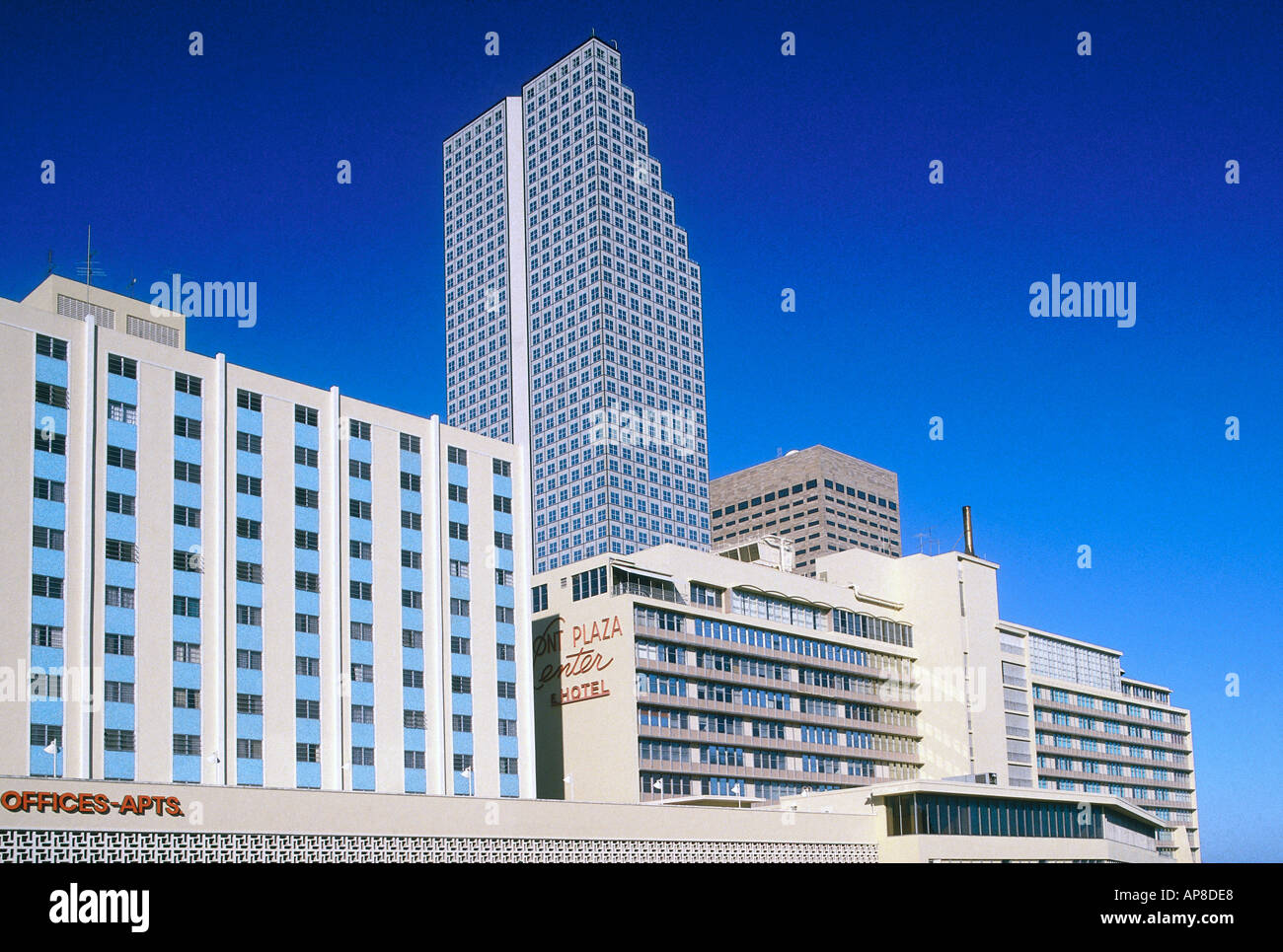 Residential towerblocks hi-res stock photography and images - Alamy