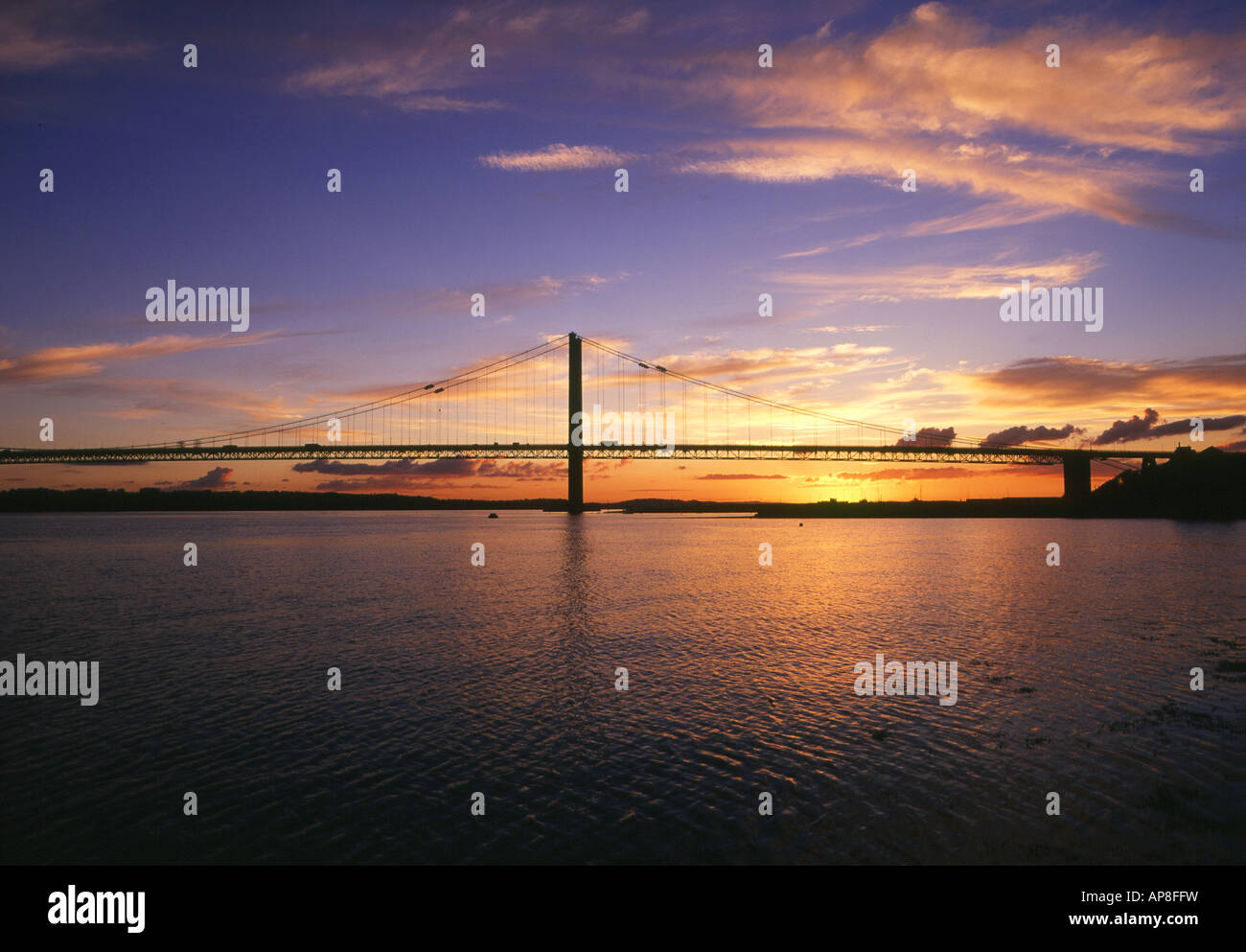 dh Forth Road Bridge FORTH BRIDGE FORTH BRIDGE Scottish Road bridge sunset scotland bridges dusk firth of forth river Stock Photo