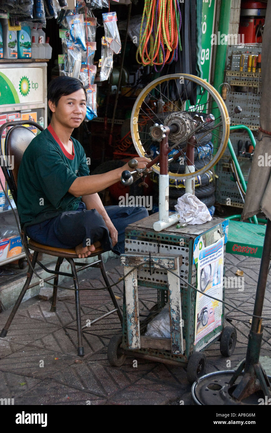 Motorbike tyre (tire) repairer in Ho Chi Minh City (Saigon) Vietnam