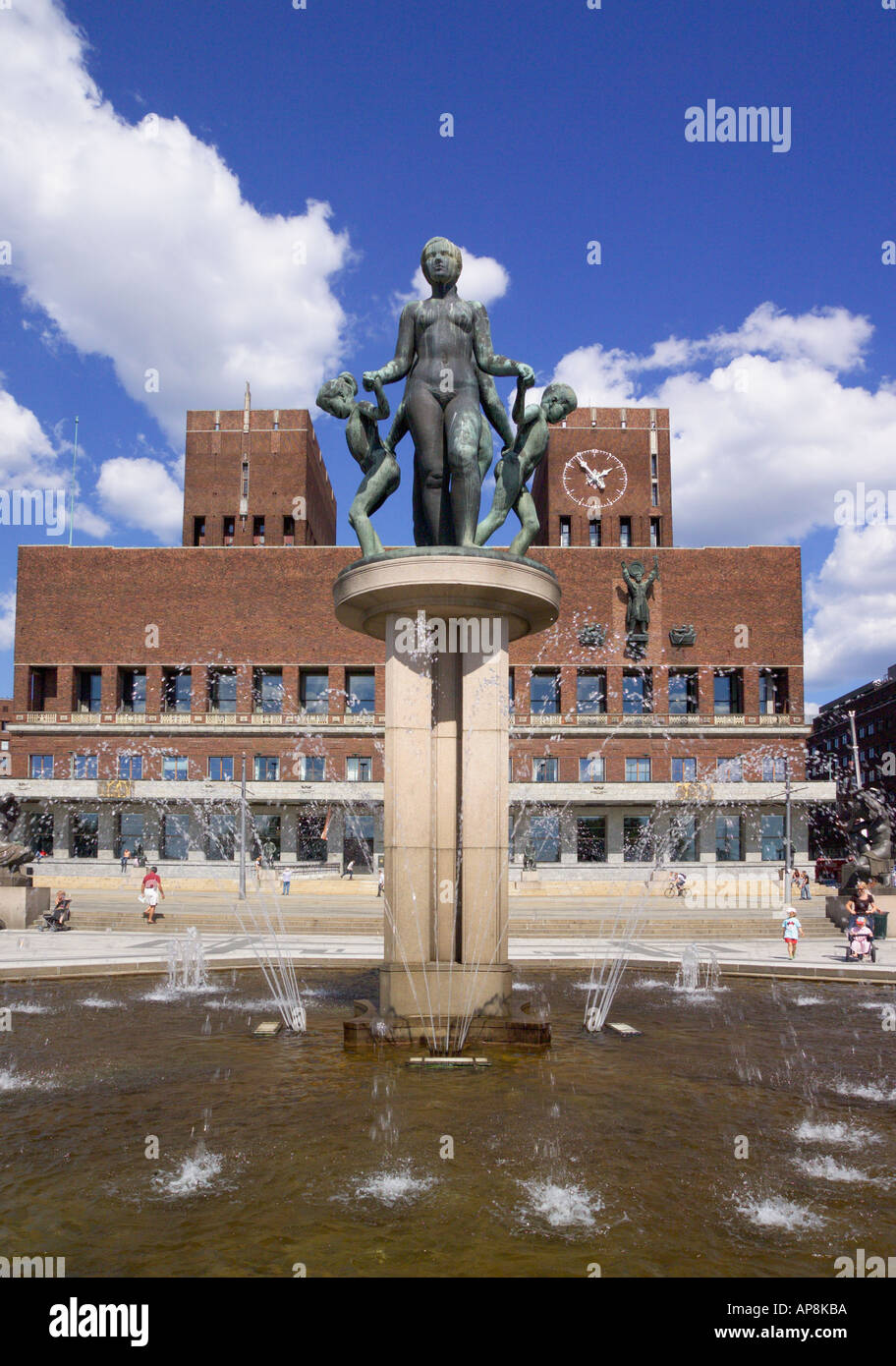 City Hall and Statues Oslo Norway Stock Photo - Alamy