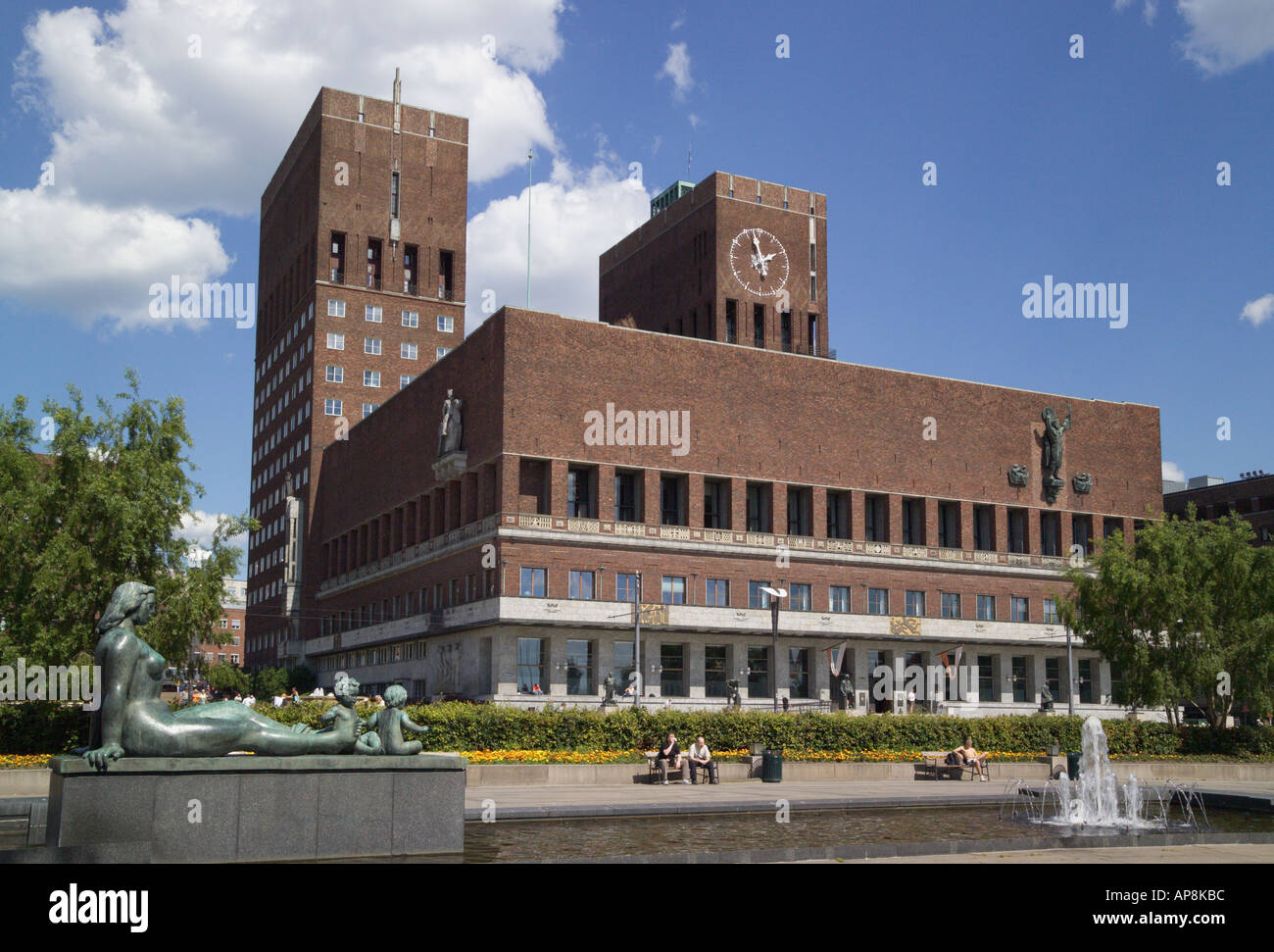 City hall statues oslo norway hi-res stock photography and images - Alamy