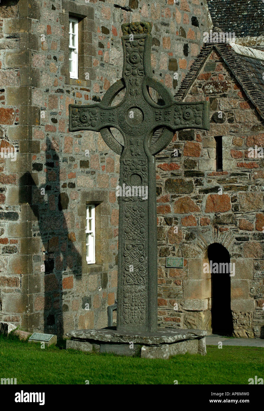 Celtic cross outside abbey on Isle of Iona, Scotland, UK, Europe Stock Photo