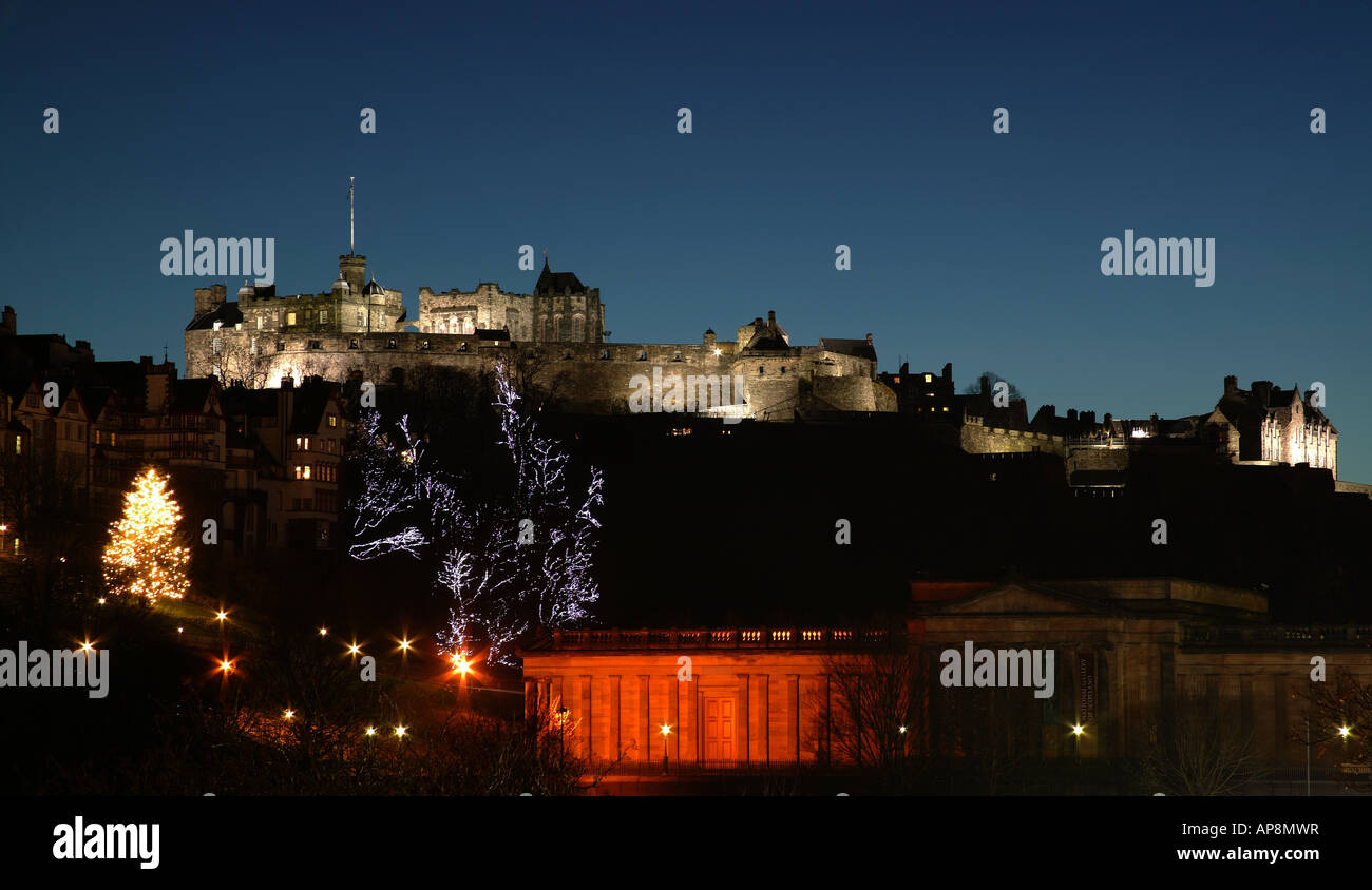 Edinburgh castle christmas lights hires stock photography and images