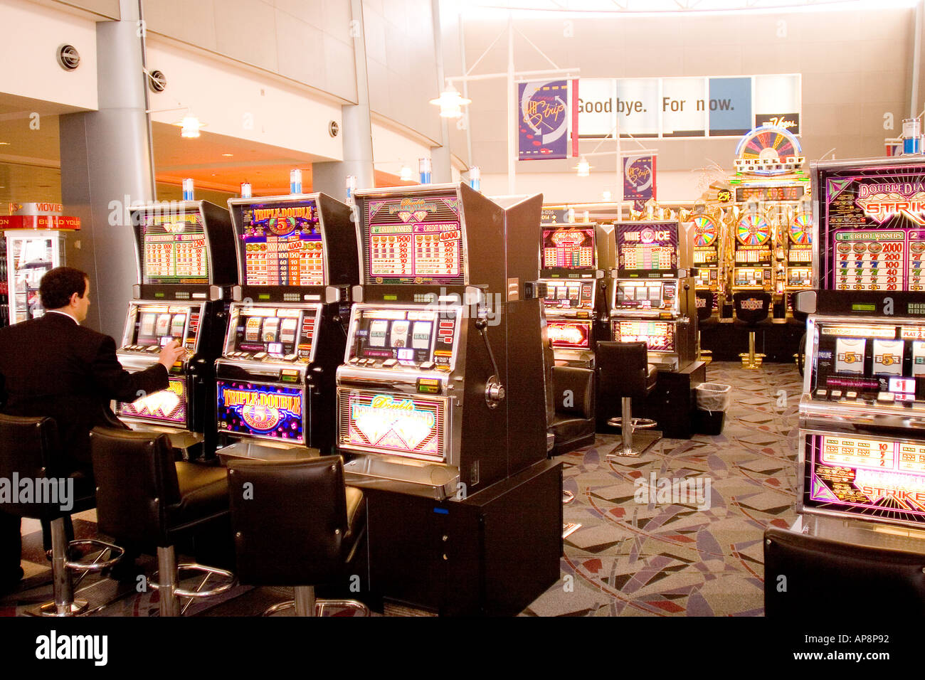 Las vegas airport slot machines hires stock photography and images Alamy