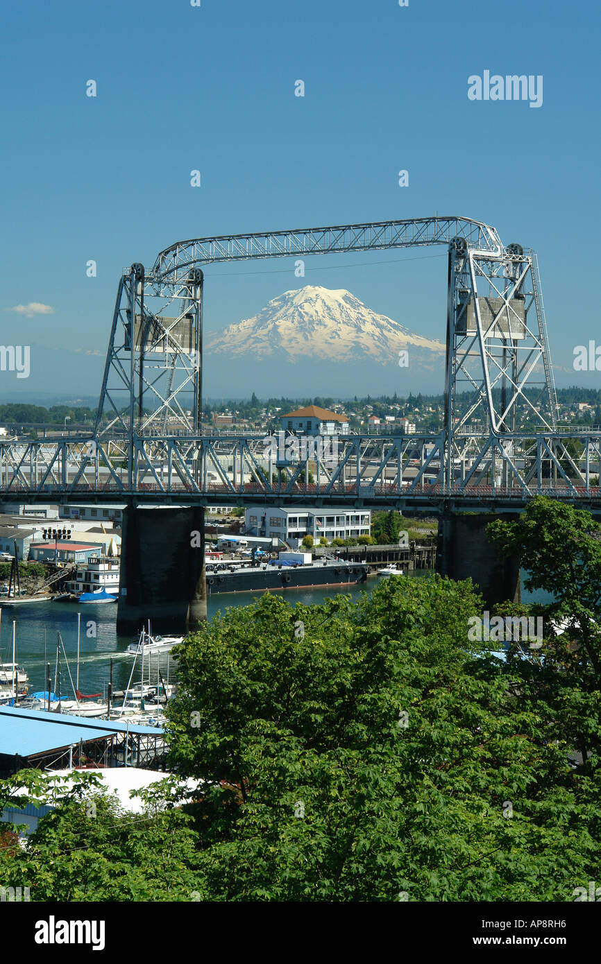 AJD52415, Tacoma, WA, Washington, Puget Sound, Commencement Bay, Tacoma Harbor, Murray Morgan Bridge, Mount Rainier Stock Photo