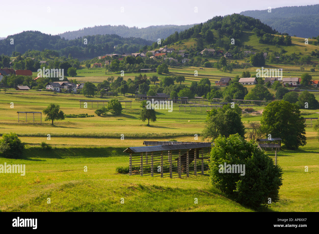 Hay drying racks hires stock photography and images Alamy
