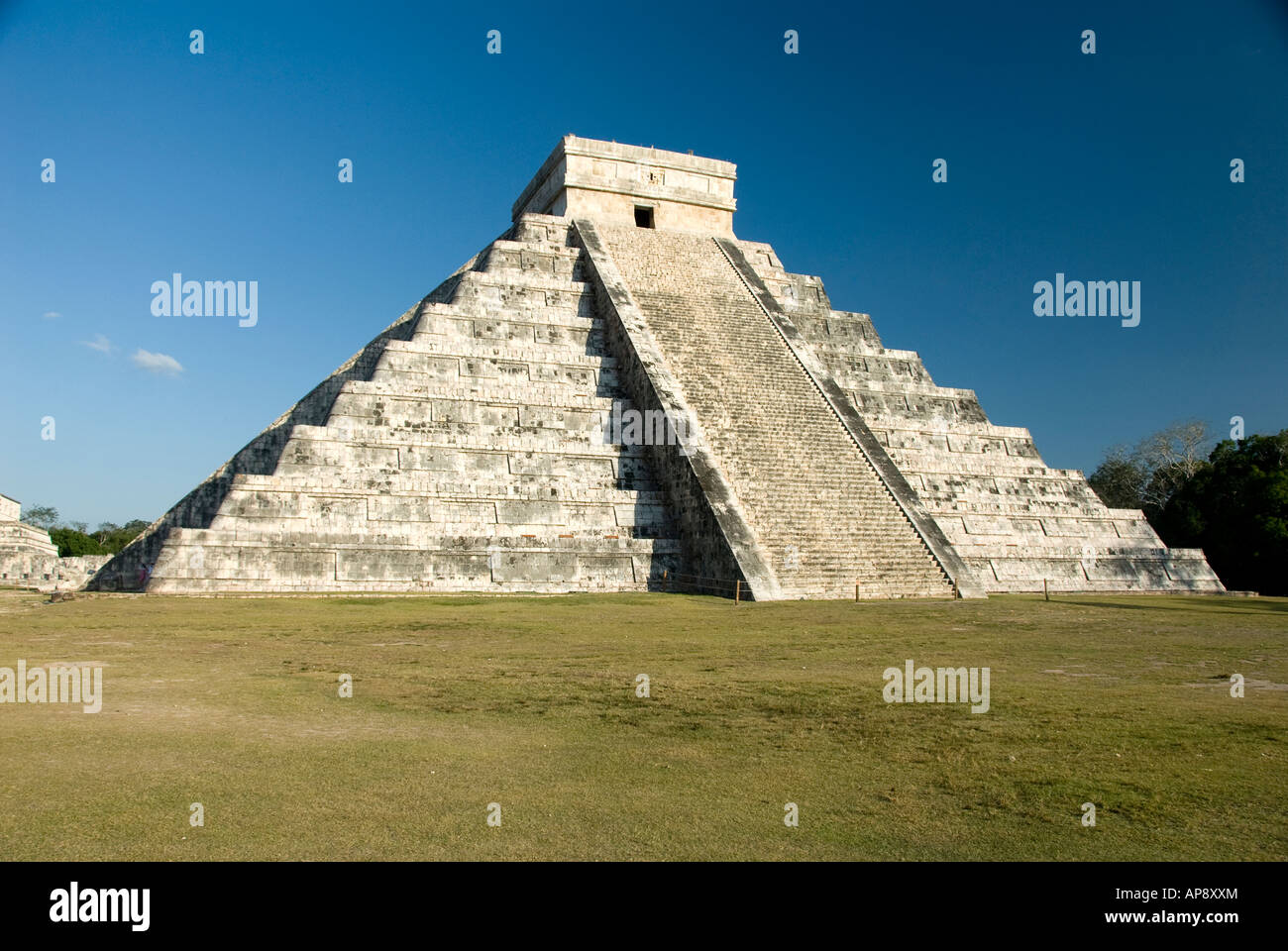 Chichen Itza is a large pre-Columbian archaeological site built by the Maya civilization located in the Yucatán, Mexico Stock Photo