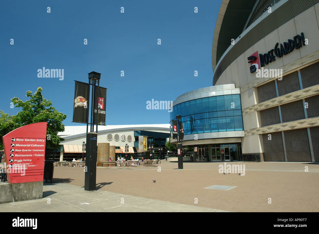 AJD51987, Portland, OR, Oregon, Rose Garden Arena, basketball, NBA