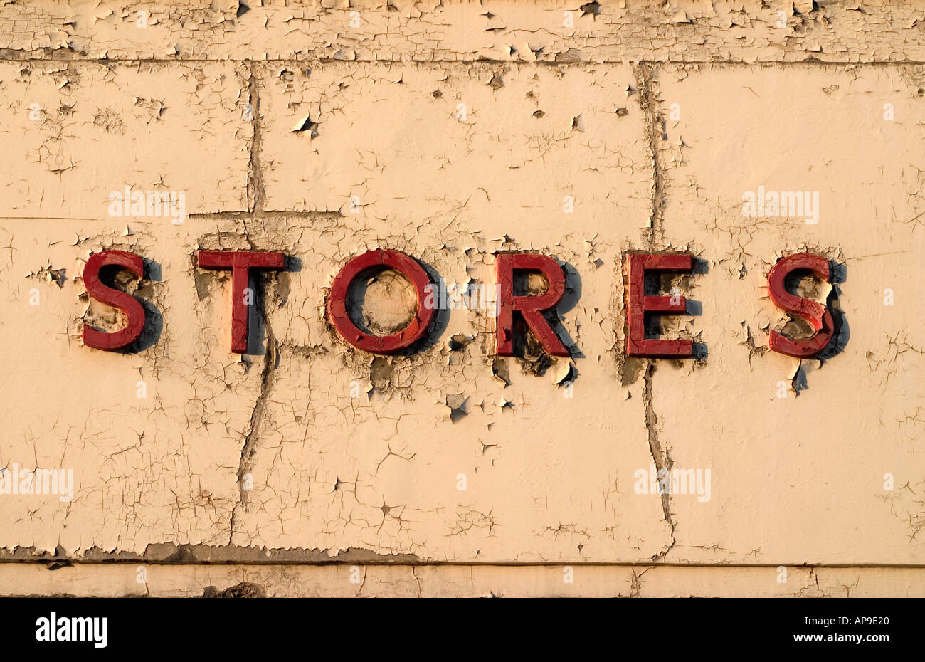 Abandoned stores hi-res stock photography and images - Alamy