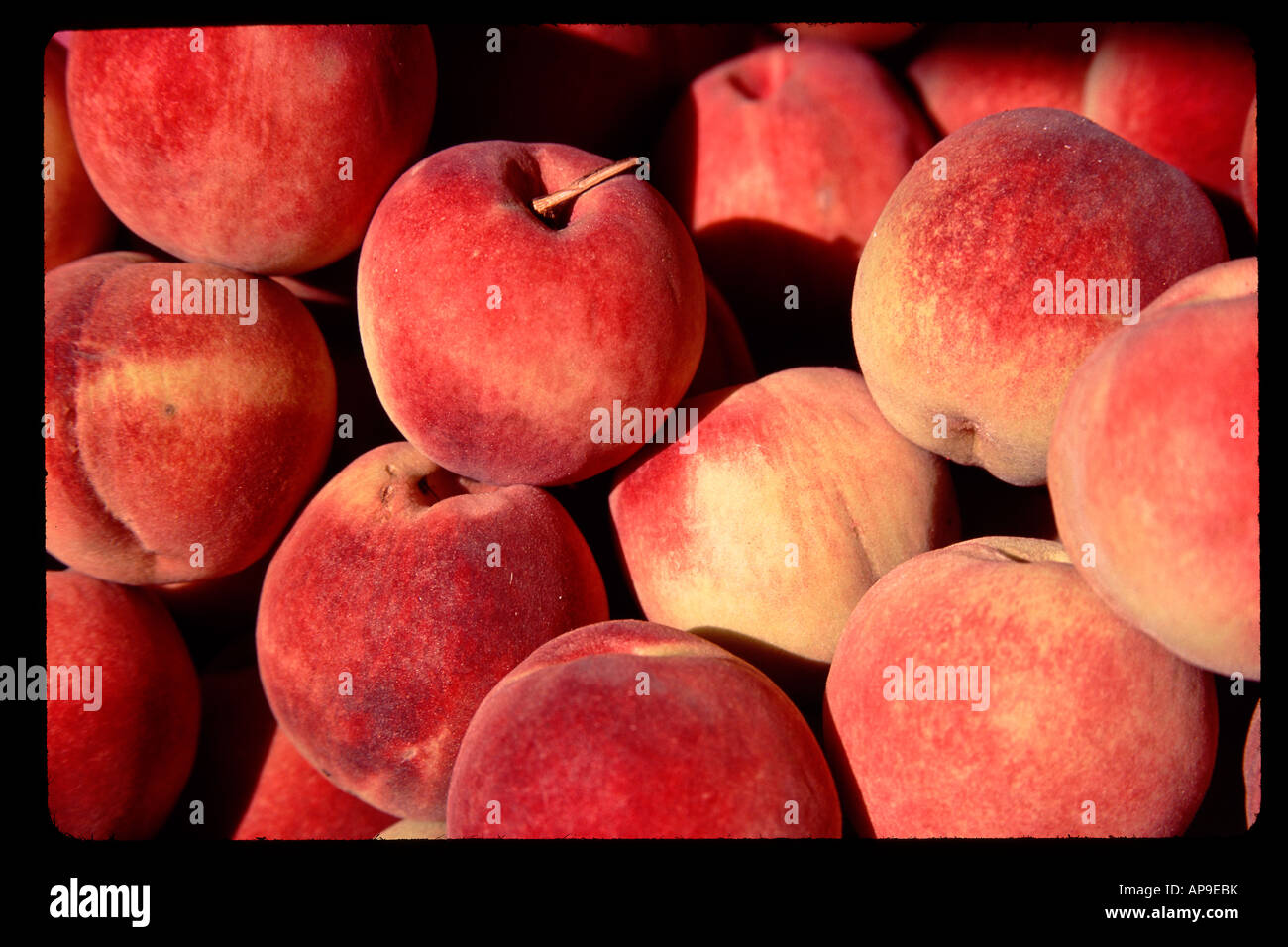Peaches in a venice market Stock Photo Alamy