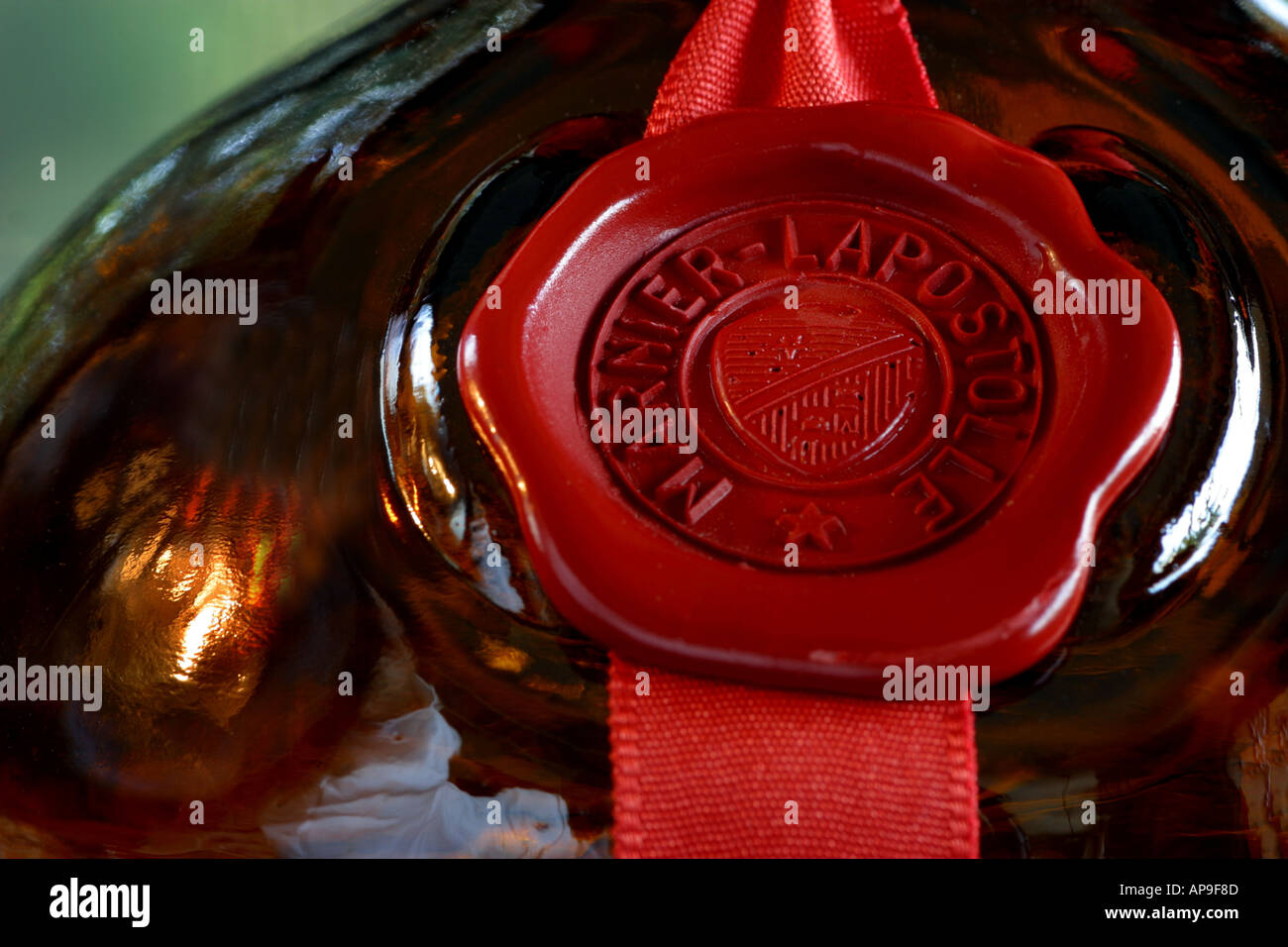Wax seal drink bottle hires stock photography and images Alamy