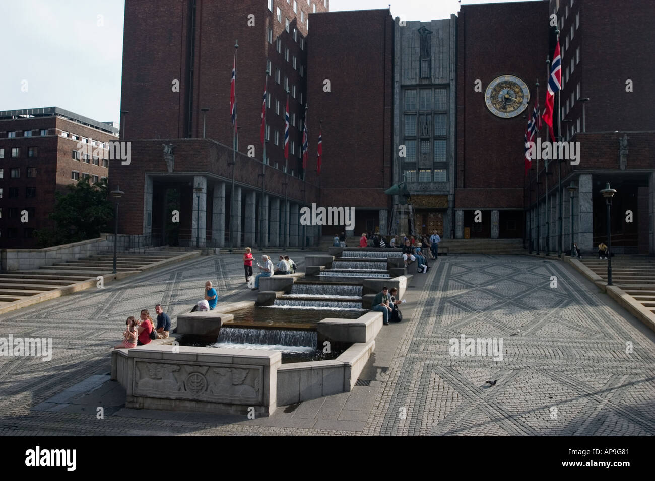 Main entrance oslo city hi-res stock photography and images - Alamy