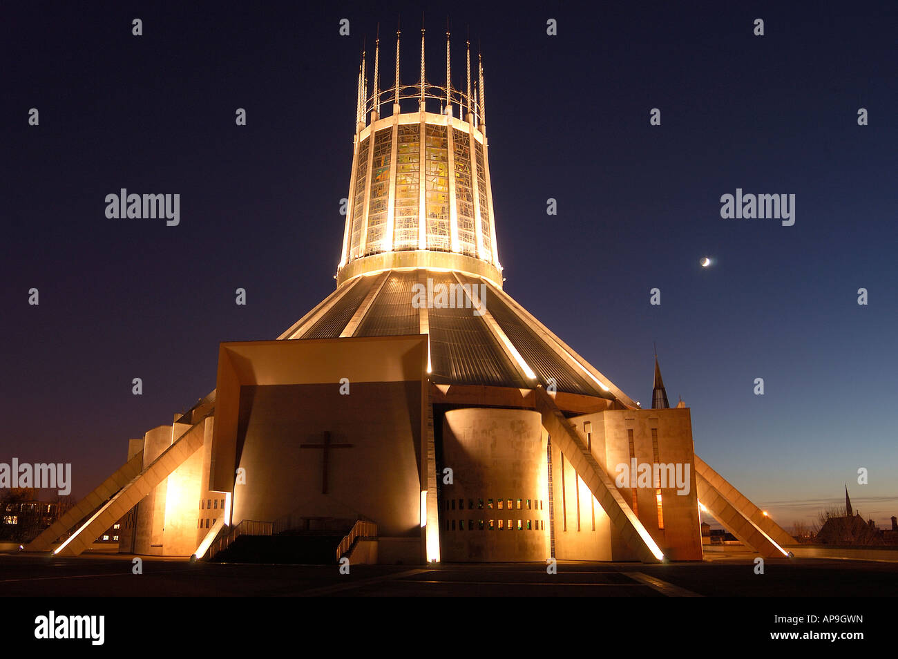 Night view with moon of Liverpool Metropolitan Catholic Cathedral Stock Photo