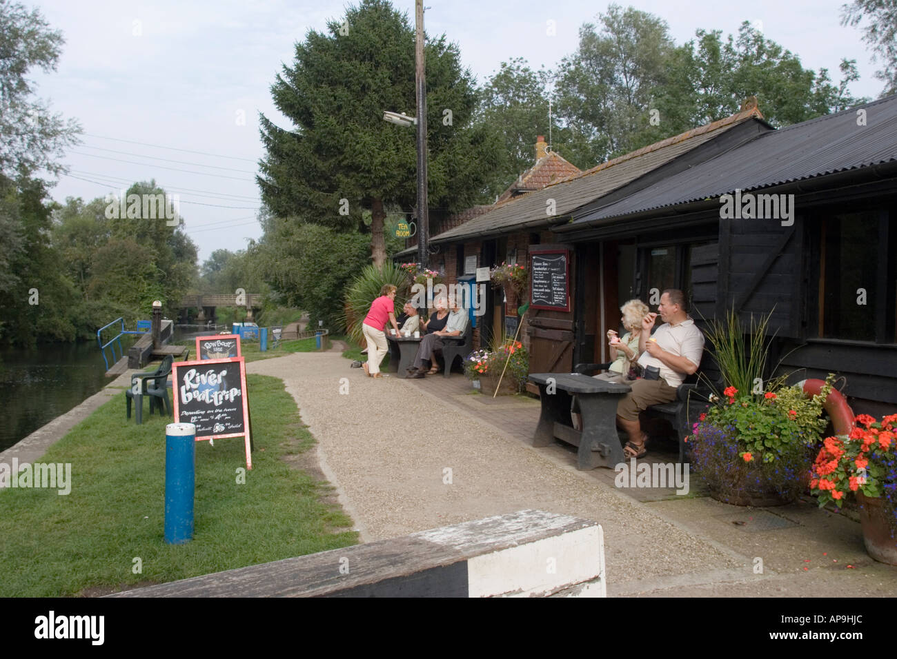 Cafe at Paper MIll Lock on the River Chelmer at Little Baddow near Chelmsford Essex GB UK Stock Photo