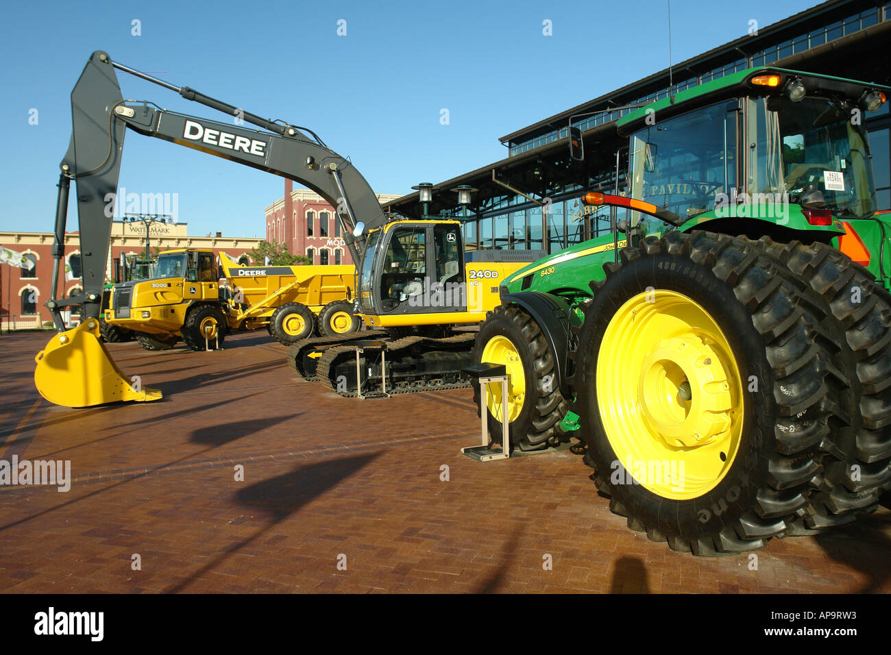 John deere backhoe hires stock photography and images Alamy
