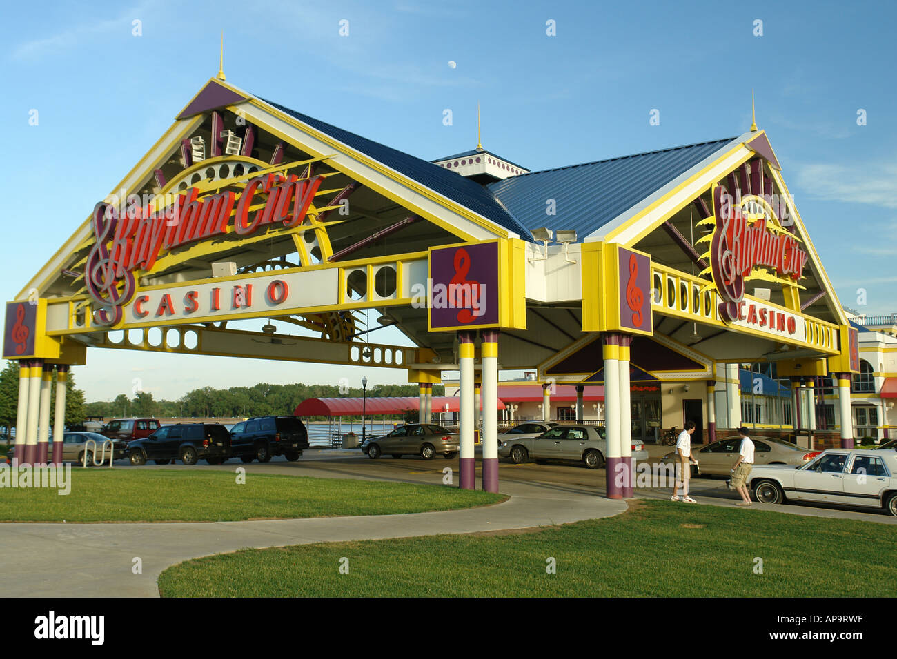 Davenport iowa usa mississippi river hires stock photography and