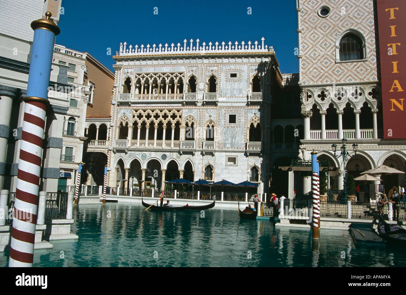 Venetian palazzo hotel las vegas hi-res stock photography and images ...