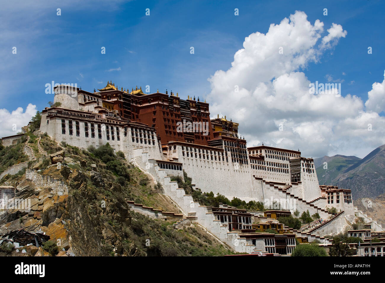 Potala Palace Lahsa Tibet Stock Photo - Alamy