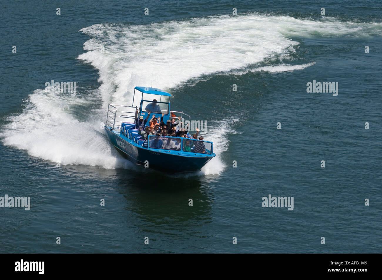 Jetboat ride with the Mail Boat tour company on the Rogue River Gold