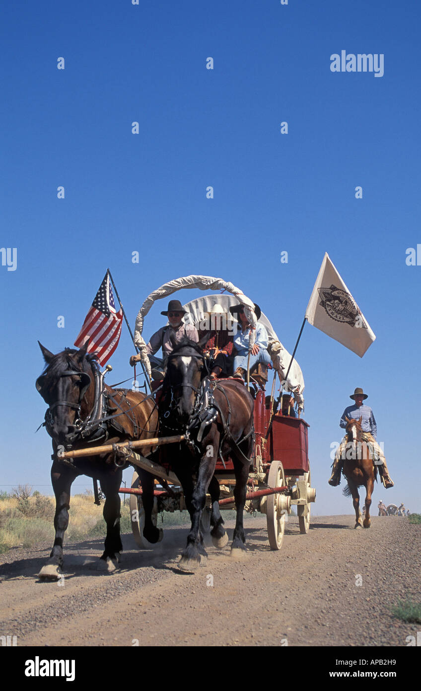 Covered wagon near Wells Spring in eastern Oregon during the Oregon ...