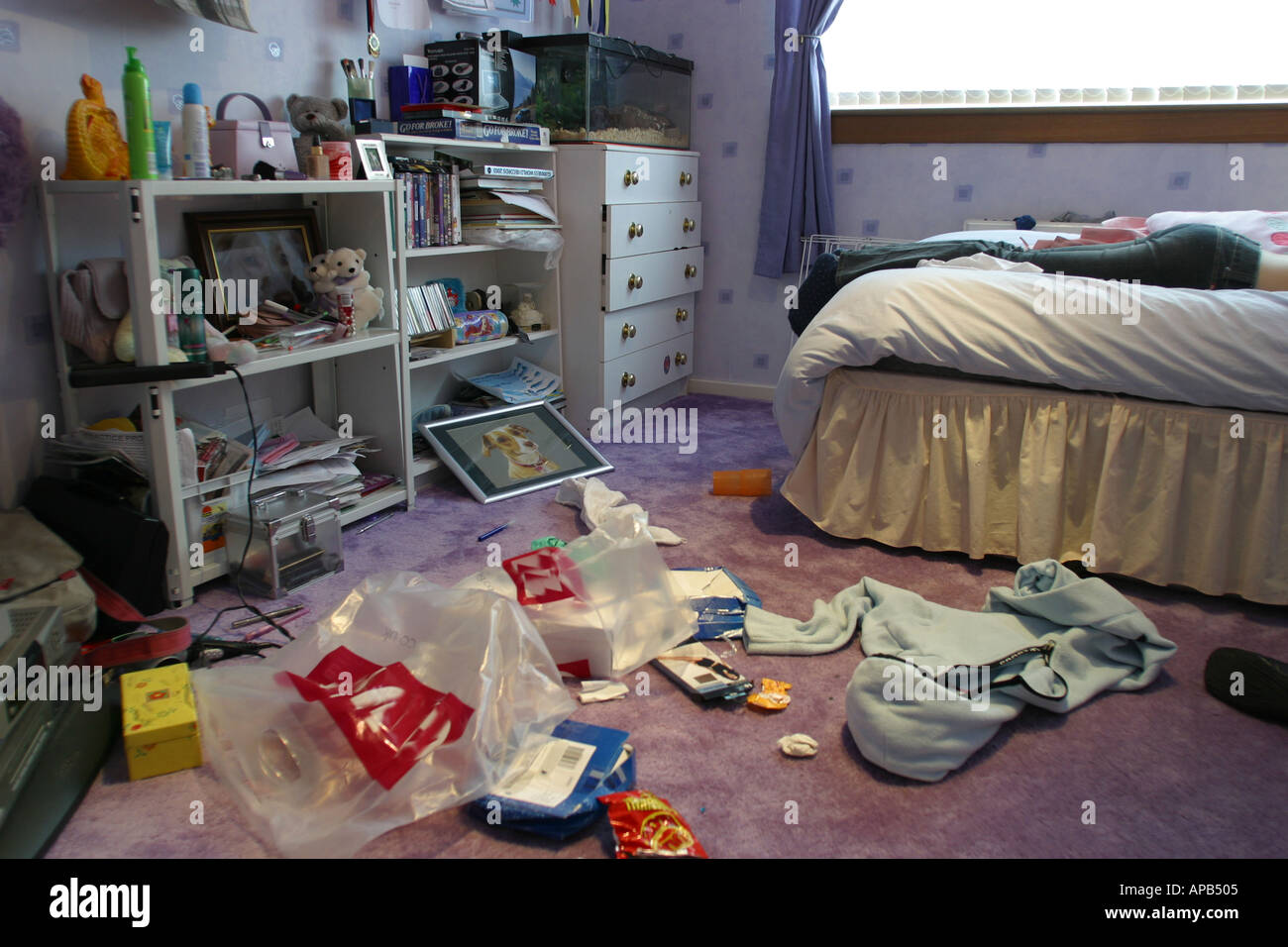Teenage Girl In Messy Bedroom Stock Photo 1488132 Alamy