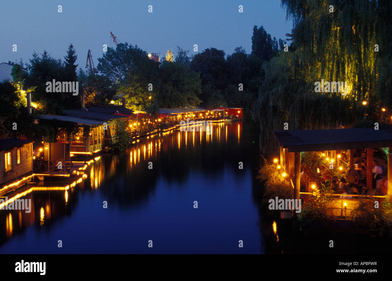 Berlin. Kreuzberg. Café Restaurant Freischwimmer (left) and Club der Visionaere (right) at an anabranch of river Spree. Stock Photo