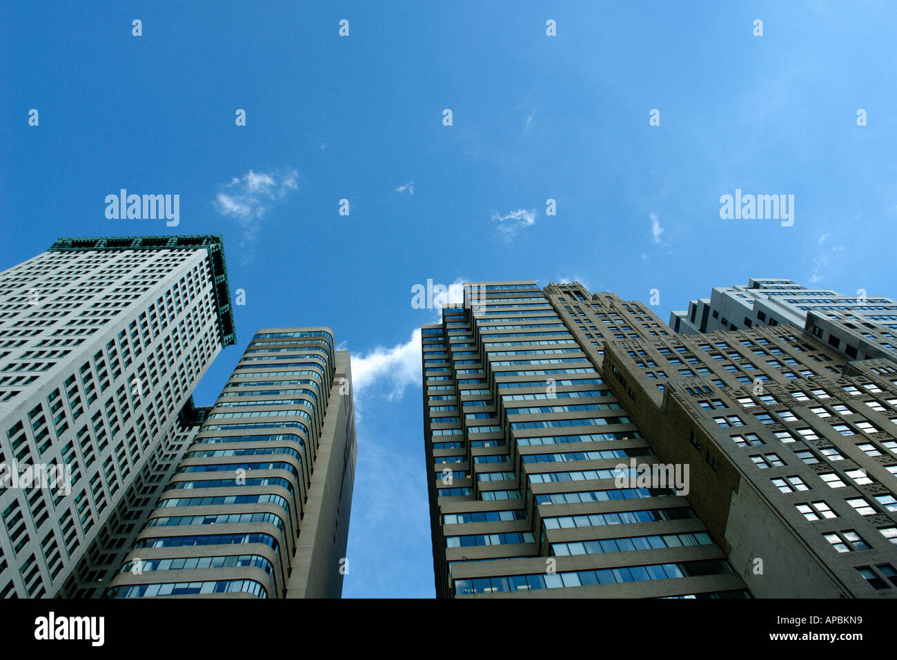Modern nyc buildings hi-res stock photography and images - Alamy