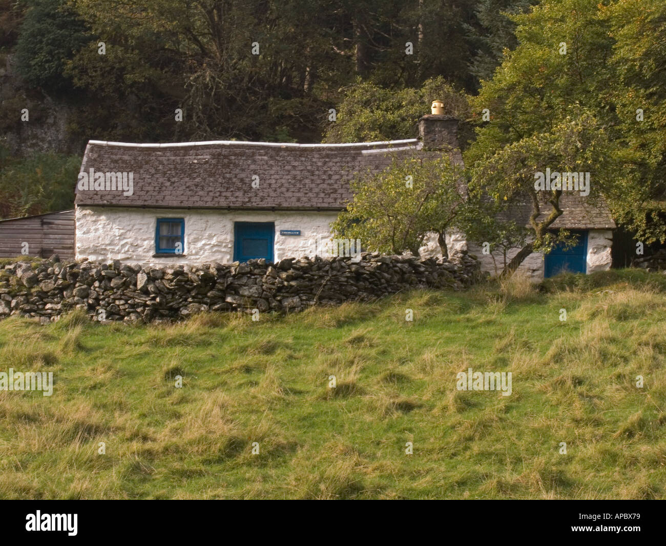 Gwynedd North Wales Uk October A Small Isolated Whitewashed Farm