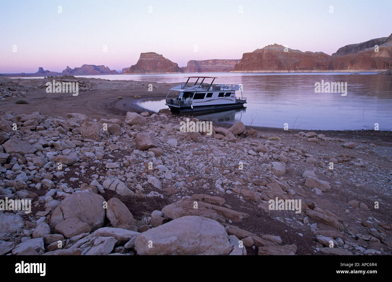 House boat on Lake Powell, Glen Canyon National Recreation Area, Utah, Arizona, USA Stock Photo