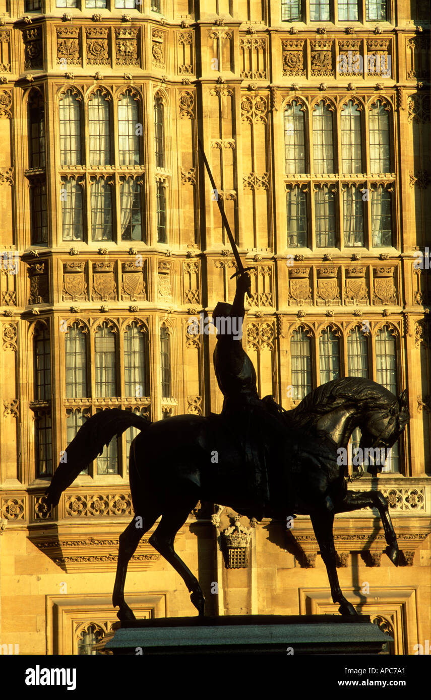 westminster houses of parliament detail oliver cromwell statue Stock Photo