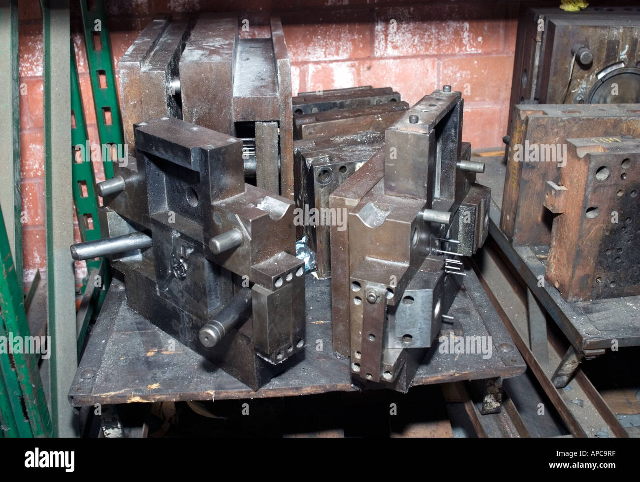 Diecast mold hires stock photography and images Alamy