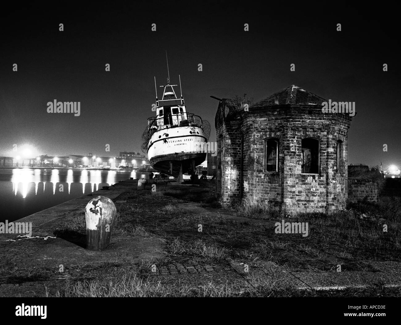 Birkenhead east float docks hires stock photography and images Alamy