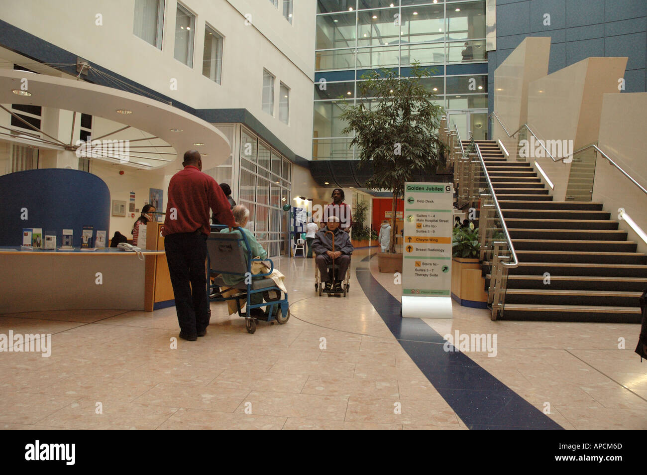 Main lobby entrance at Kings Hospital in South London Stock Photo Alamy