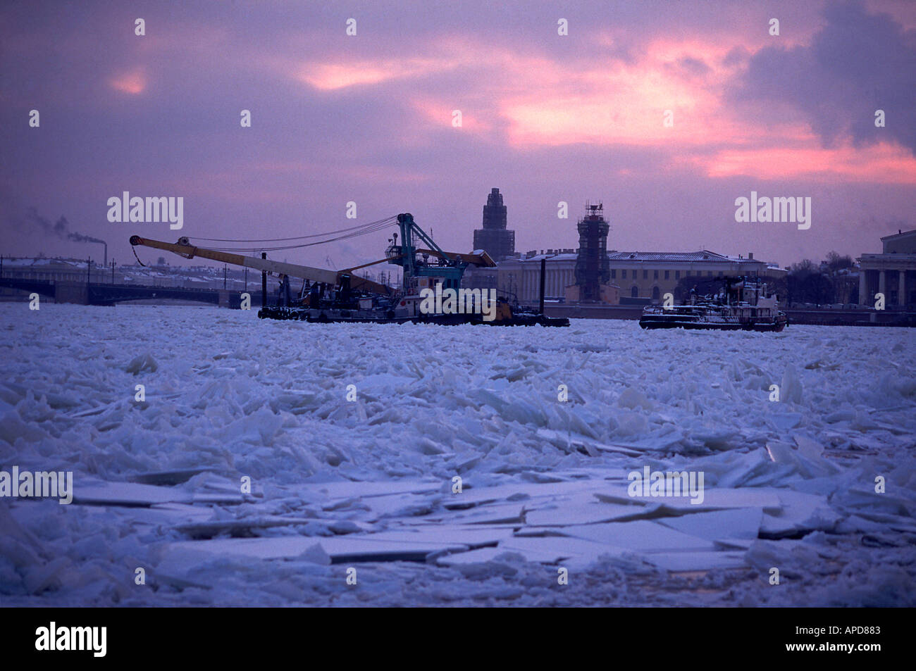 ice breakers on the Neva river broken ice Kunst Kamera  light houses and Naval Museum in background,  St Petersburg, Russia Stock Photo
