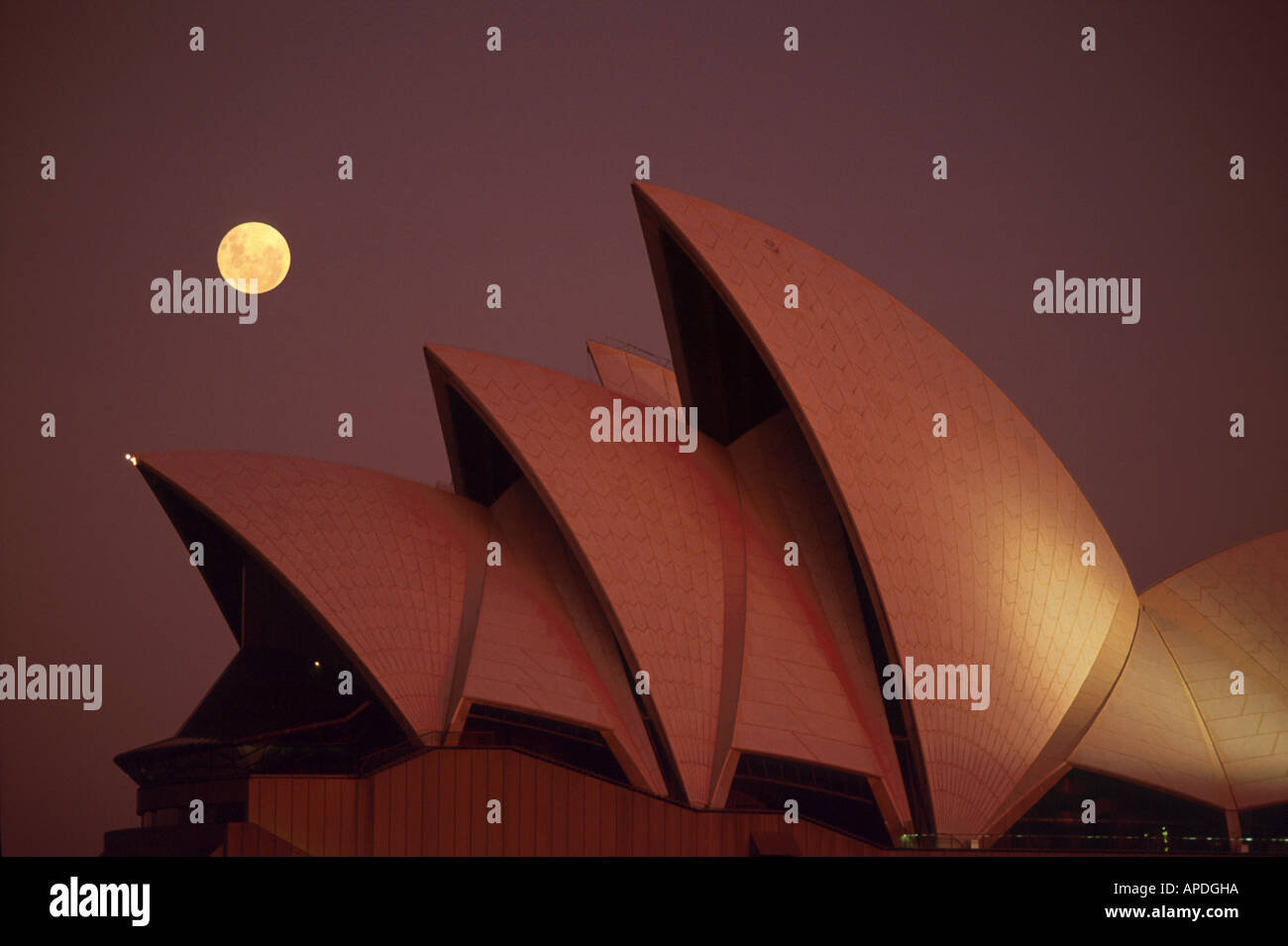 Full moon sydney hires stock photography and images Alamy