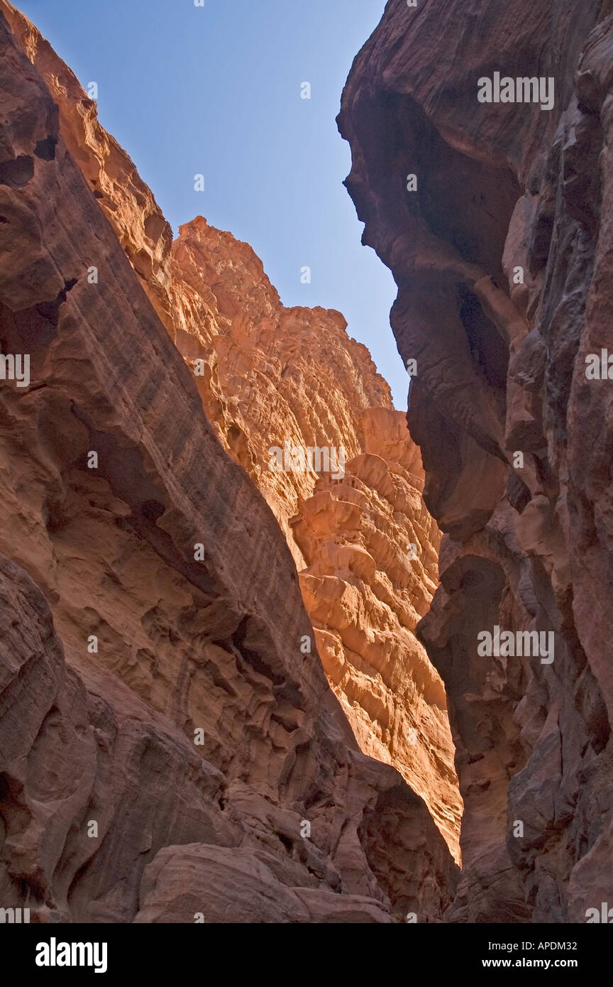Khaz'ali Canyon, Ravine Geological rock formation, Wadi Rum, Hashemite