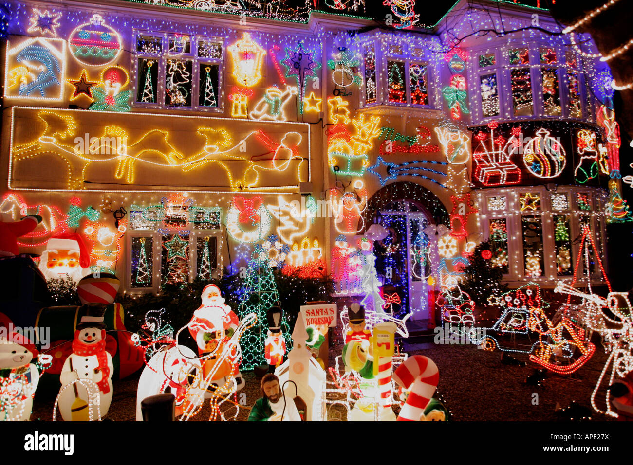 A house in longford road, Melksham, Wiltshire UK shows off its
