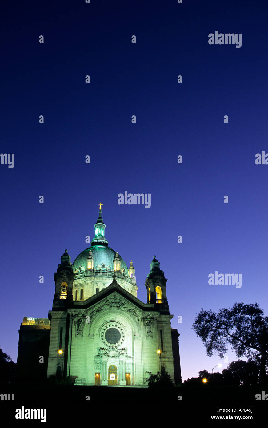 CATHEDRAL OF SAINT PAUL IN ST.PAUL, MINNESOTA AGAINST DUSK SKY; FALL. Stock Photo