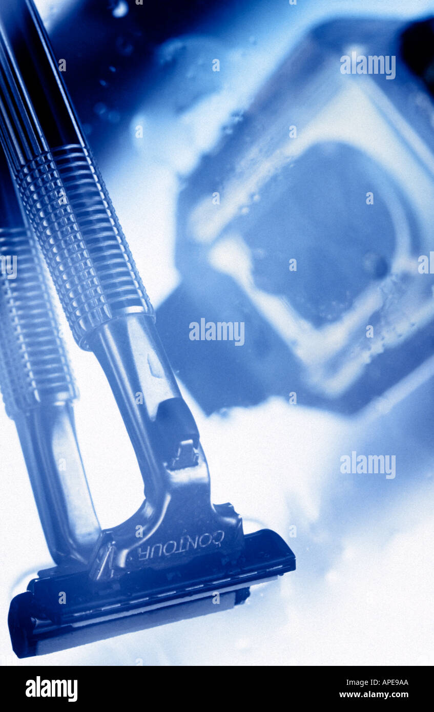 7 AM Experience. Razor & Cologne Stock Photo - Alamy