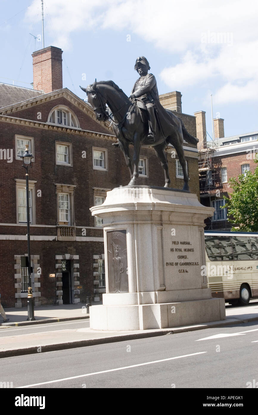 Statue of HRH Duke of Cambridge in Whitehall London GB UK Stock