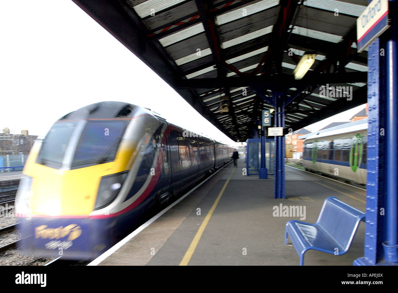 Train At Oxford Station Stock Photo Alamy