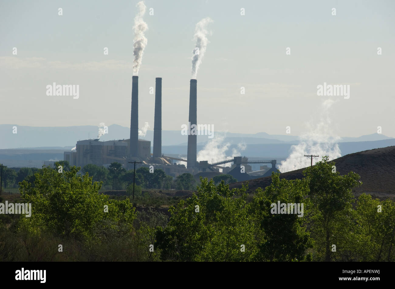 The Hunter Power Plant in Utah uses Coal Stock Photo Alamy