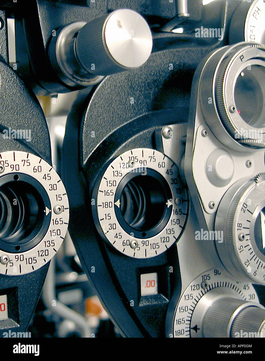 Optical instruments hires stock photography and images Alamy