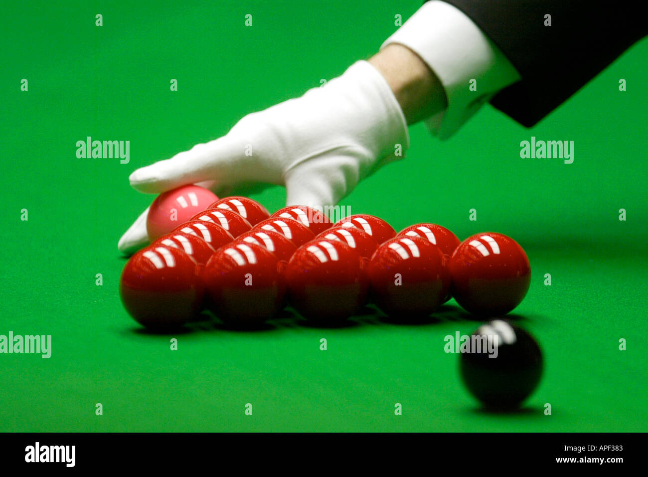 Snooker referee hires stock photography and images Alamy