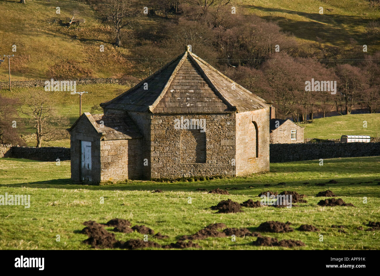 The Powder Store, Langthwaite, Arkengarthdale, Yorkshire Dales. A relic of the Lead Mining industry. Stock Photo