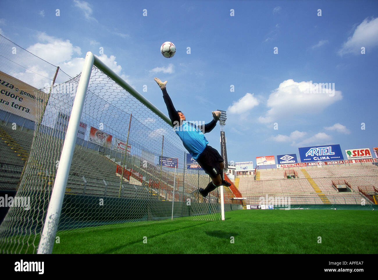 Sport football action punching hires stock photography and images Alamy