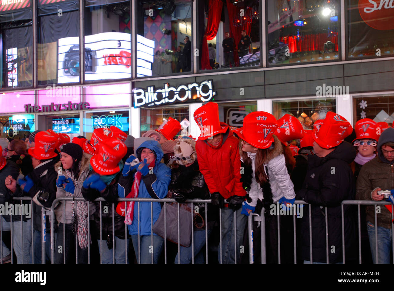 Thousands of visitors crowd into Times Square on December 31 2007 to celebrate the arrival of 2008 Stock Photo