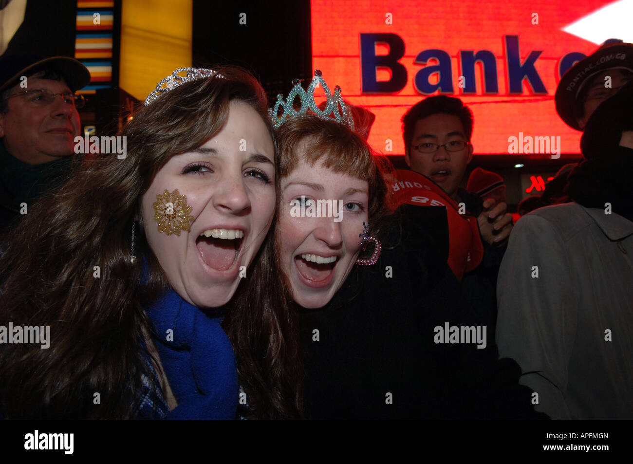 Celebrants in Times Square on New Year s Eve say goodbye to 2007 and welcome 2008 Stock Photo